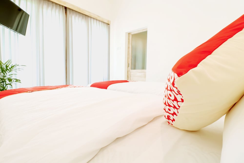 Deluxe Twin Room photo 2
