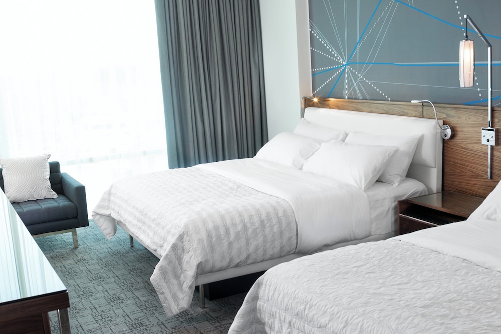 Suite, 1 Bedroom (Hearing Accessible) - Photo 1