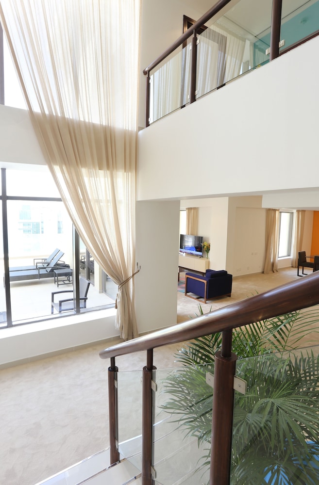 Penthouse, 2 Bedrooms (Suite) photo 3