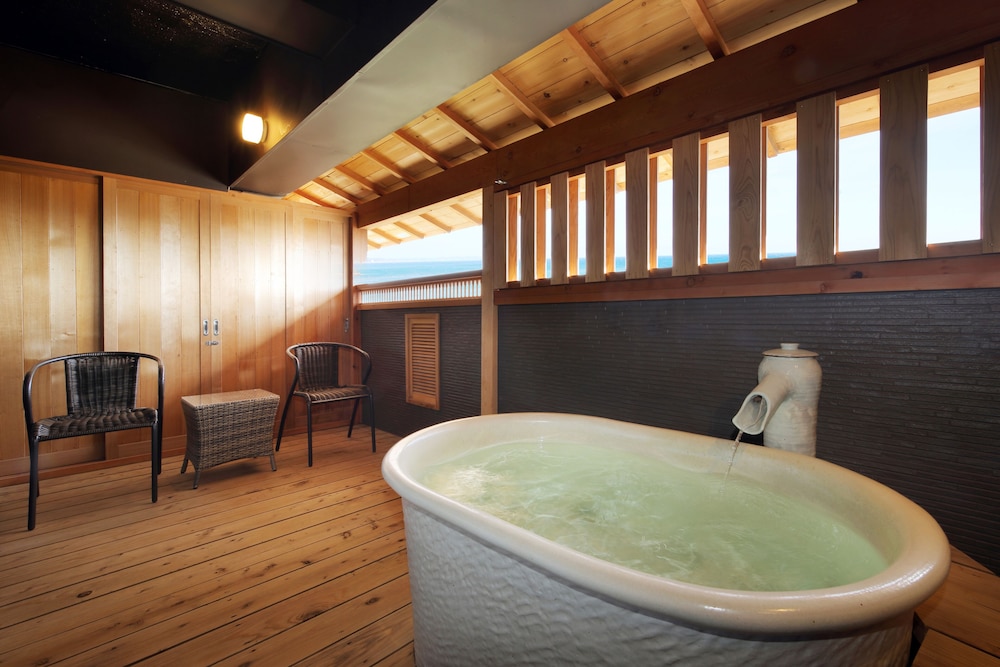 Sora: Premium Suite Room photo 3
