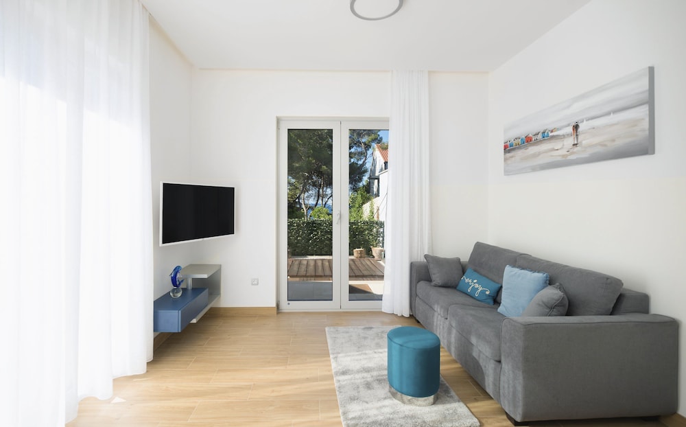 Premium Apartment, 1 Queen Bed with Sofa bed photo 1