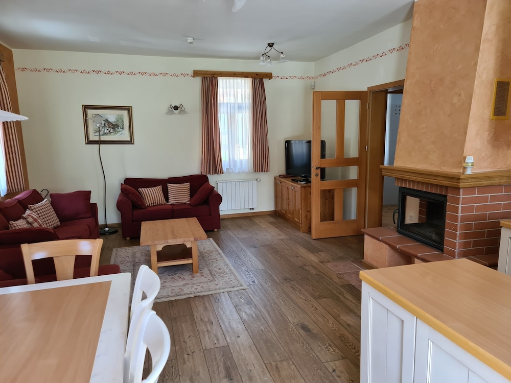 Apartment, 2 Bedrooms, Terrace photo 2