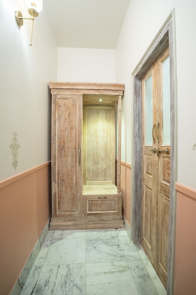 Luxury - Photo 8