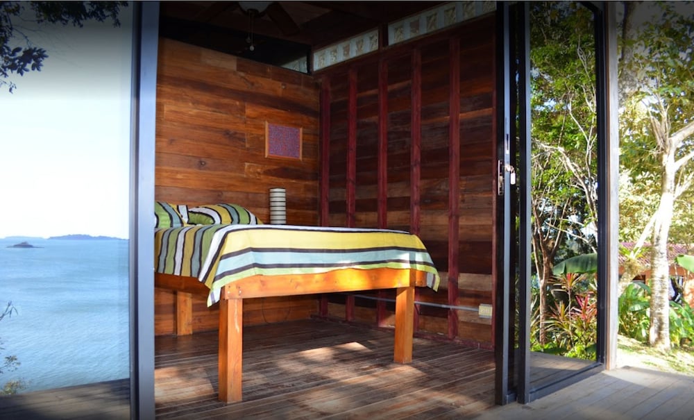 Bungalow photo 1