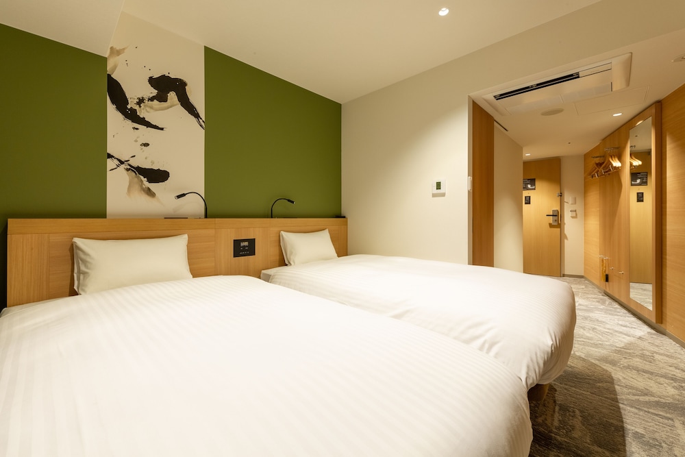 Standard Twin Room, Non Smoking photo 3