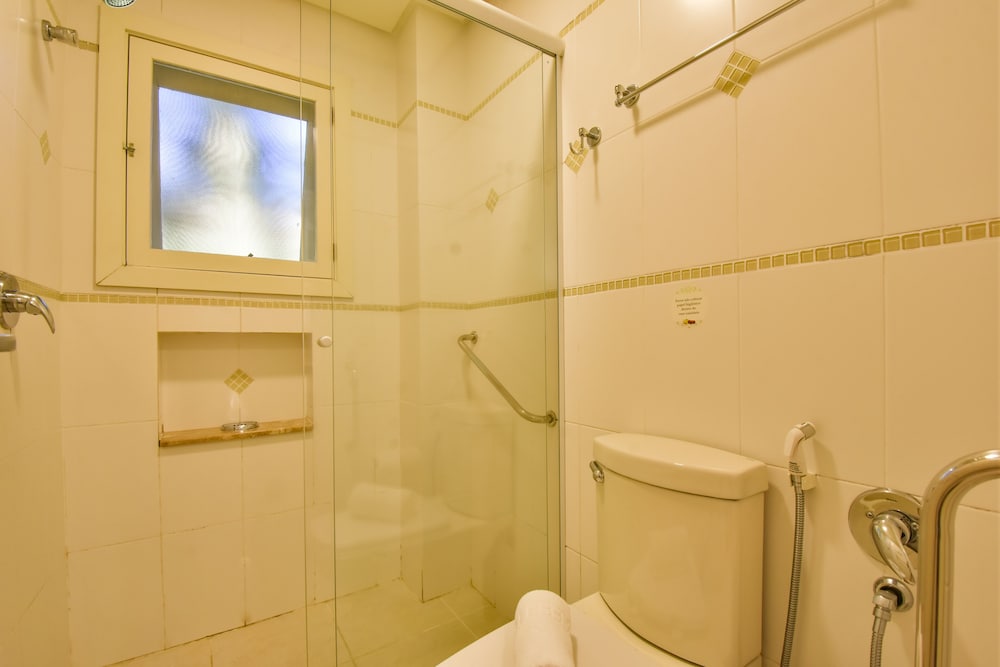 Deluxe Suite photo 3