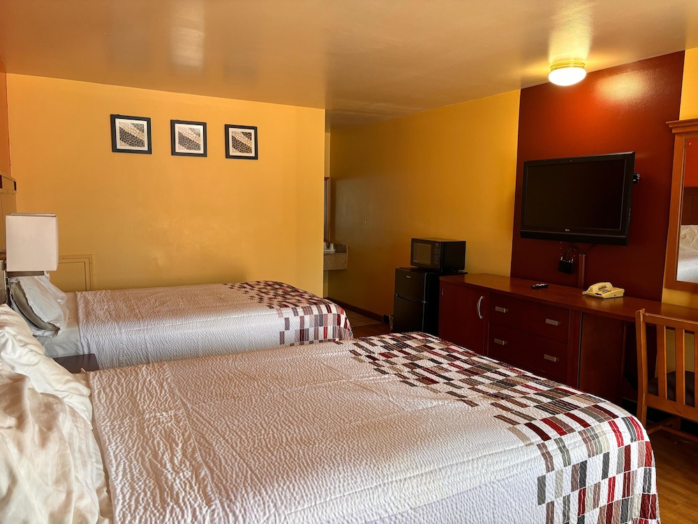 2 Full Bed Smoking - Photo 2