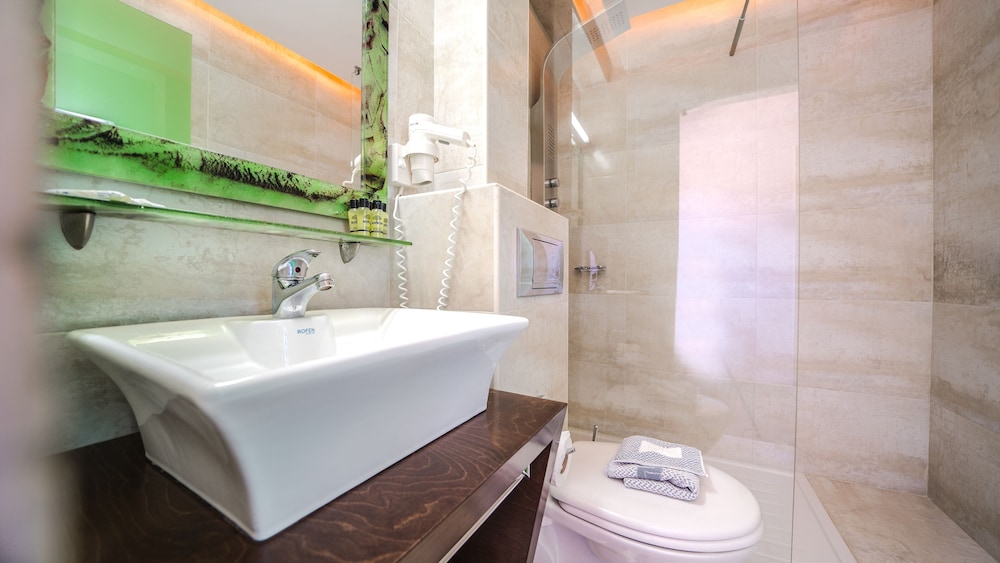Suite with Panoramic Sea View