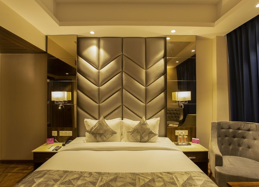 Premier Room, 1 Double Bed - Photo 17
