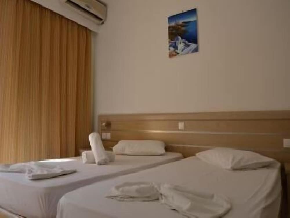 Standard Room, City View photo 3