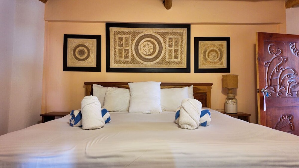 Garden King Room Delfin