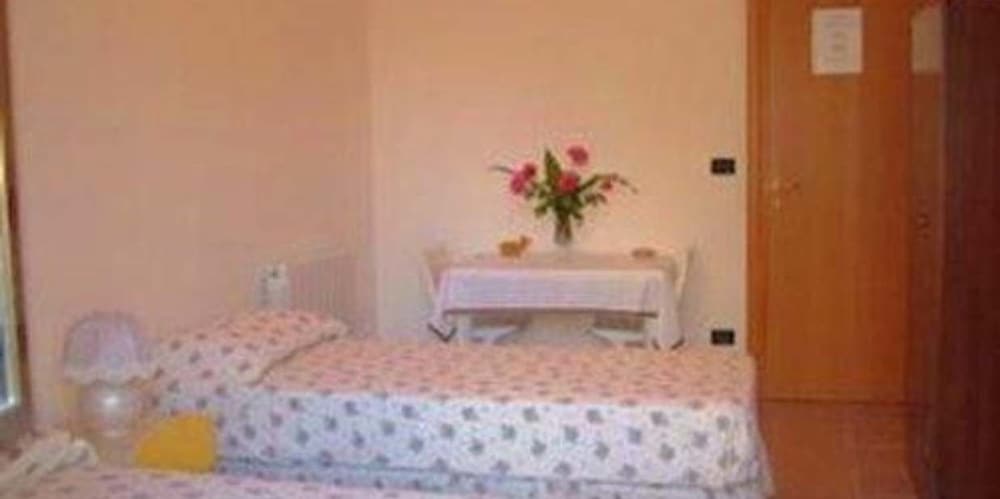 Comfort Triple Room photo 3
