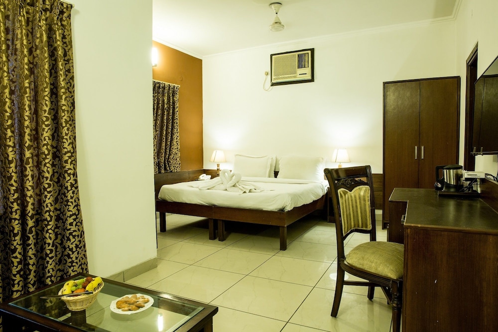 Basic Double Room photo 1