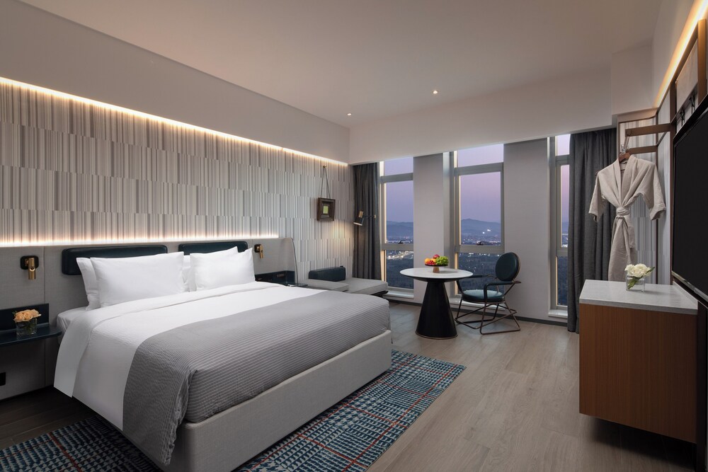 Business Single Room