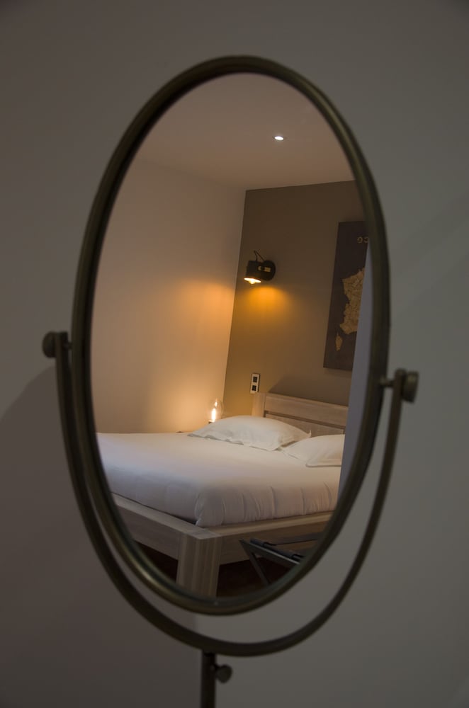 Executive Double Room, Ensuite, City View - Photo 5