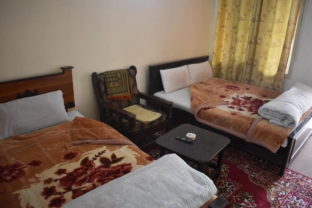 Standard Triple Room - Photo 3