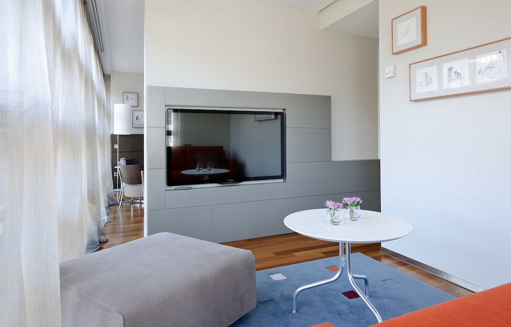 Junior Studio Suite photo