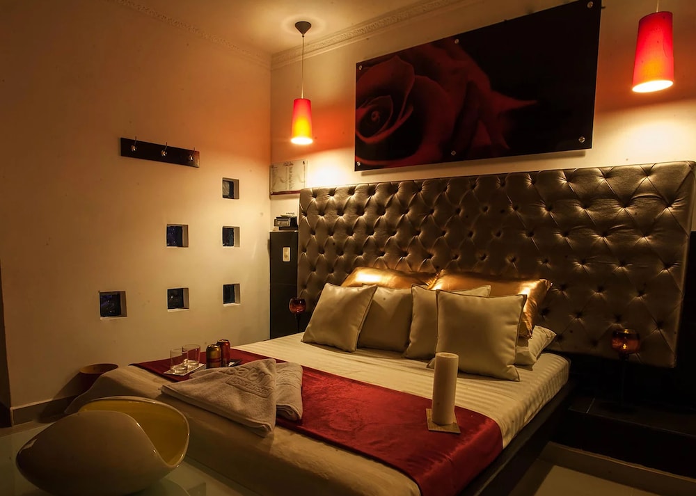 Presidential Room, 1 King Bed photo 3