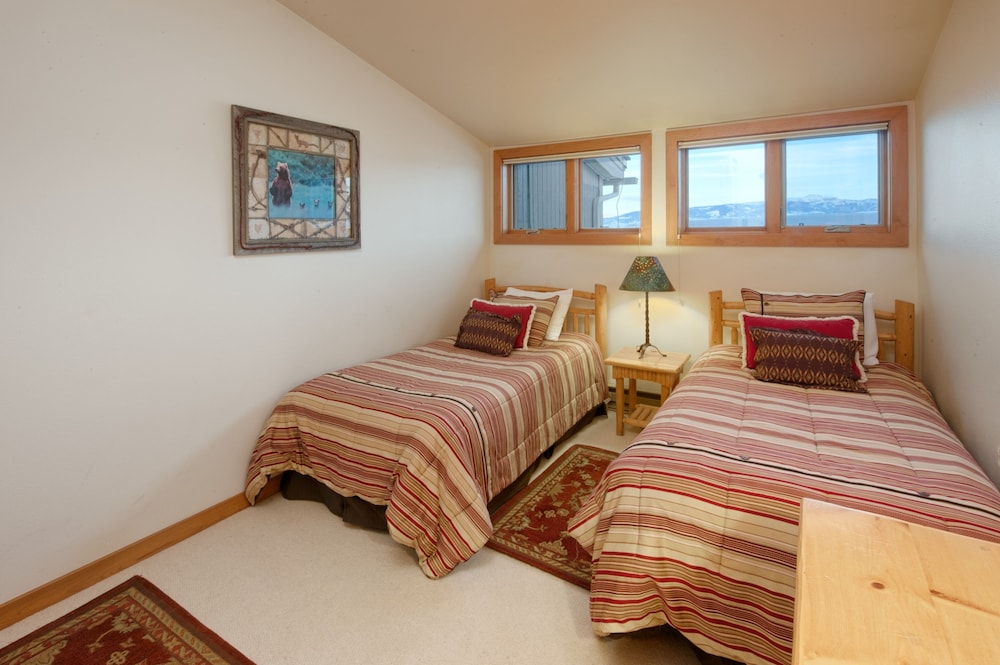 Teton Village Condos, 3 Bedrooms, 3 Bathrooms photo 1