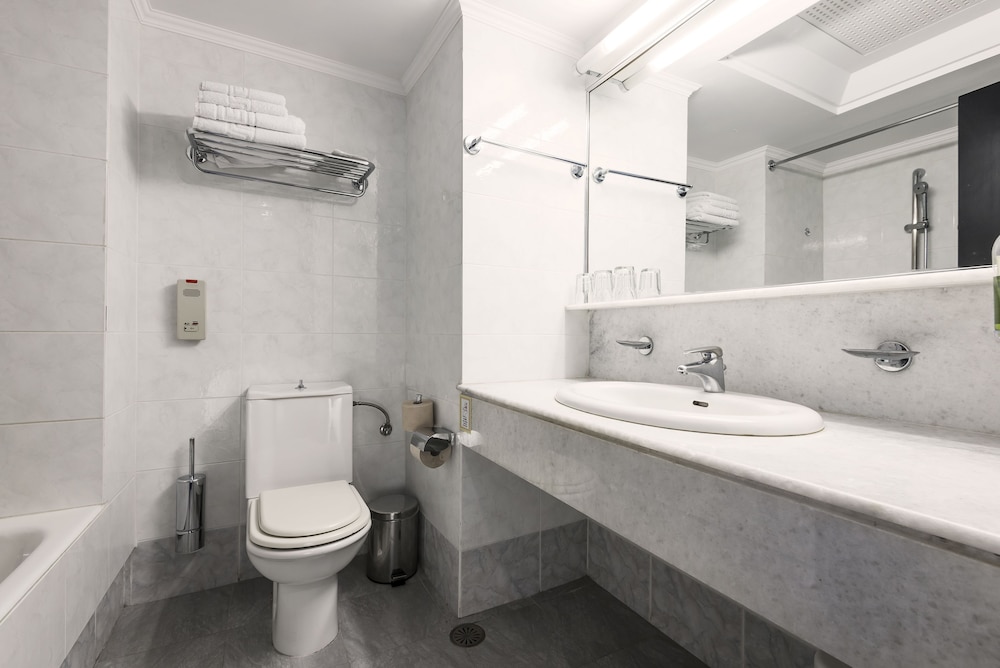 Double Room, Partial Sea View - Photo 7