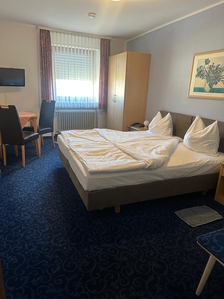 Basic Double or Twin Room