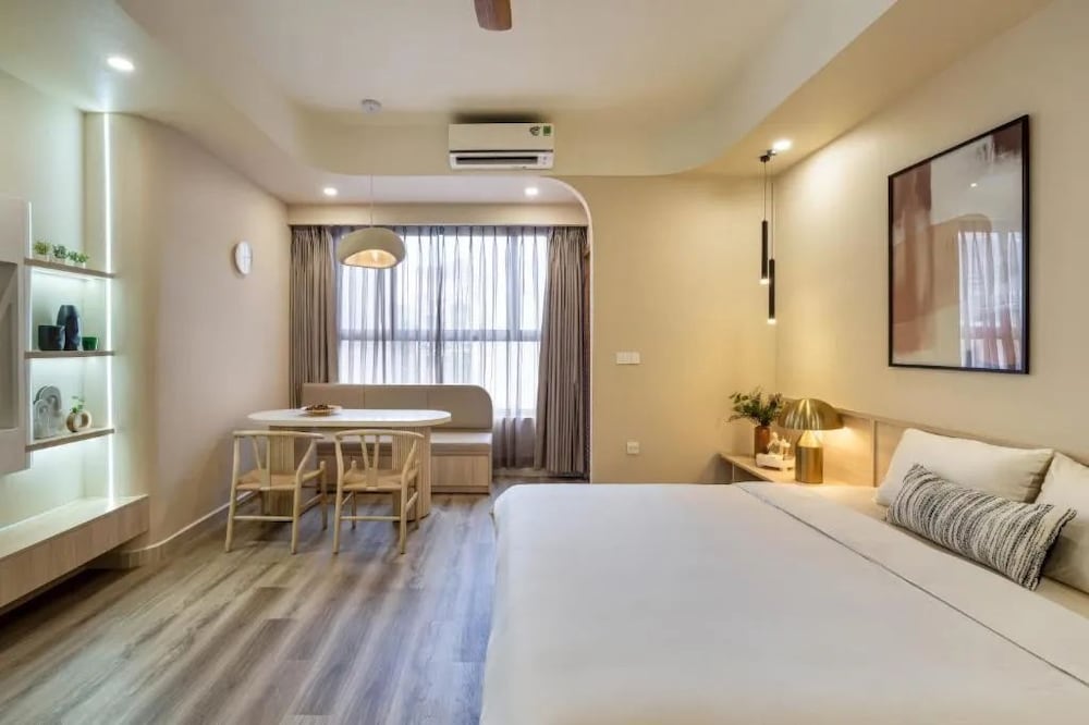 Basic Apartment, Balcony, City View photo 1