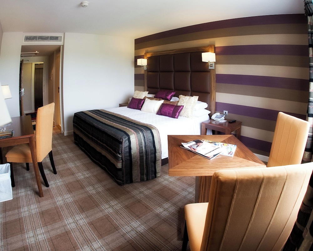 Executive Room, Non Smoking (Twin or Double Executive) photo 2