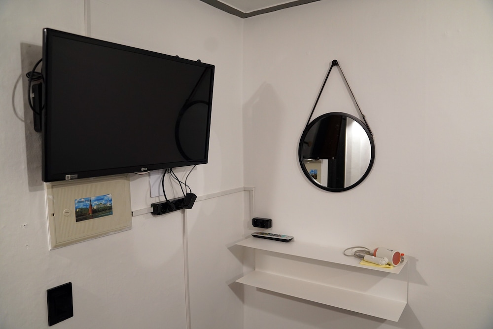 Deluxe Twin Room - Photo 7
