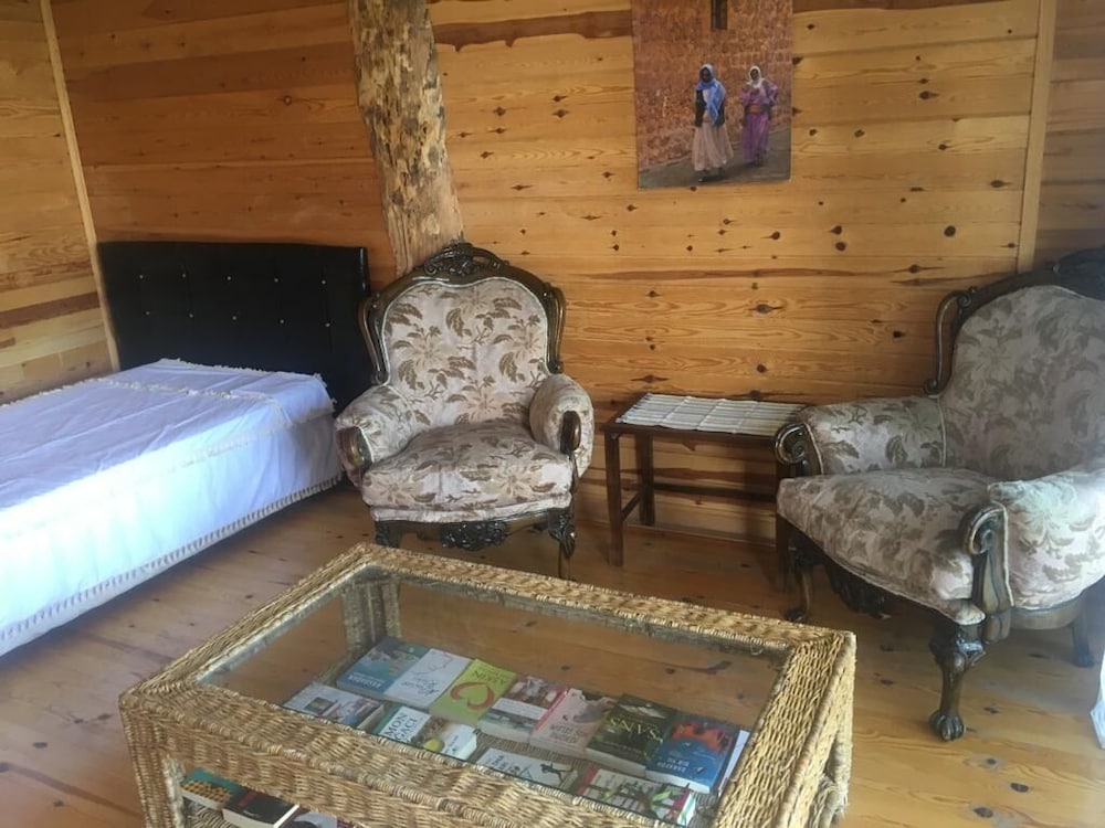 Traditional Room photo 1