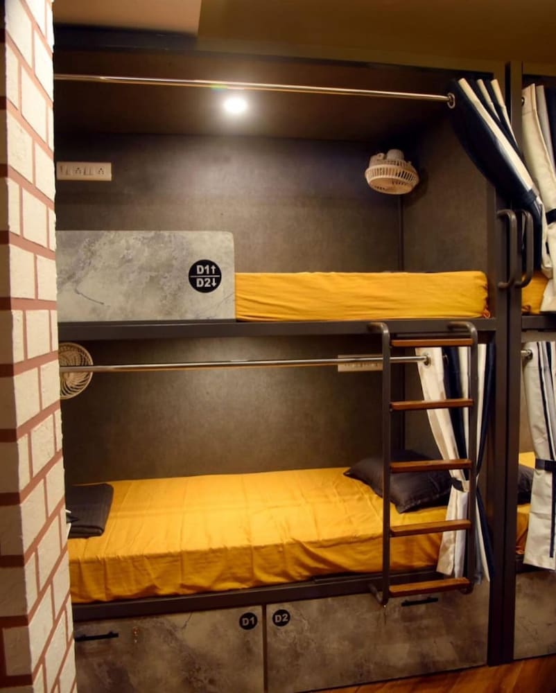 Traditional Room, City View