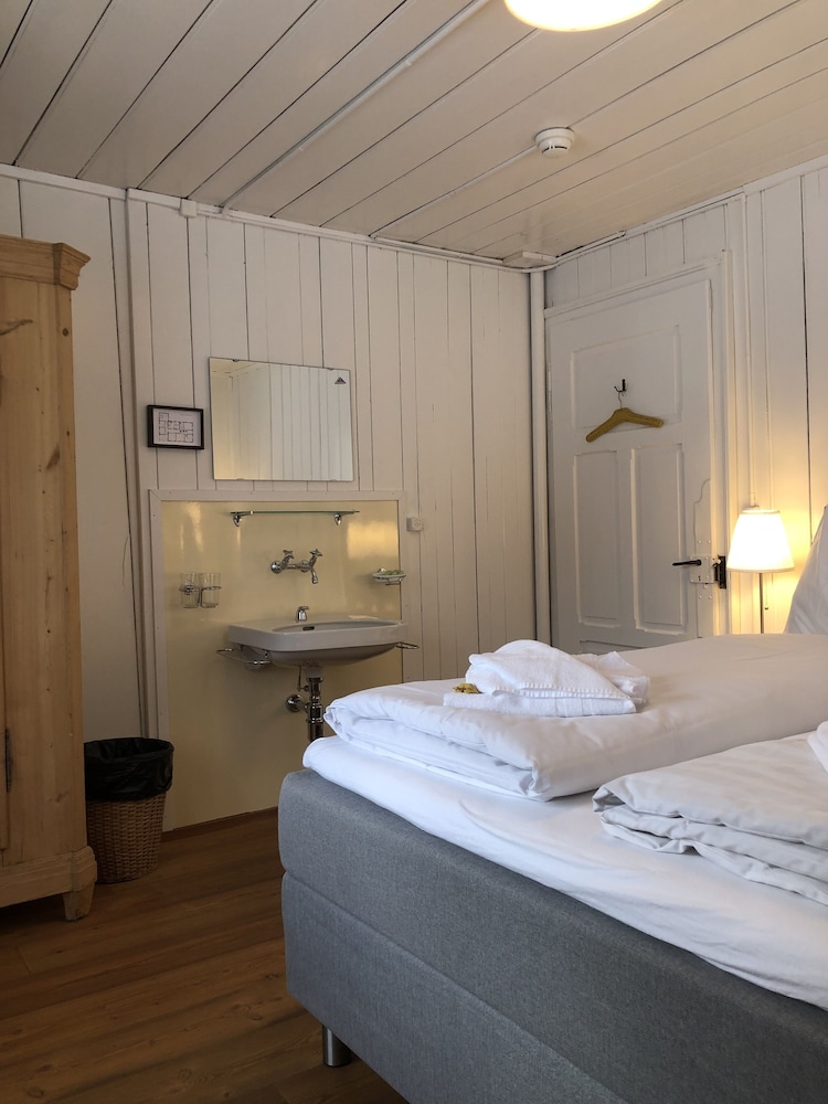 Double Room, Shared Bathroom, Mountain View photo 1