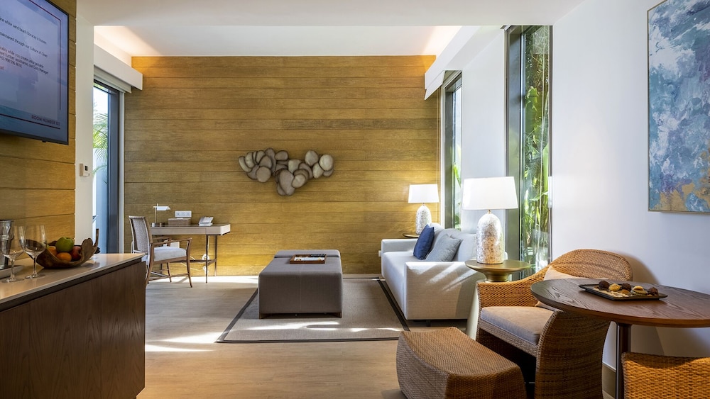 Villa photo 3