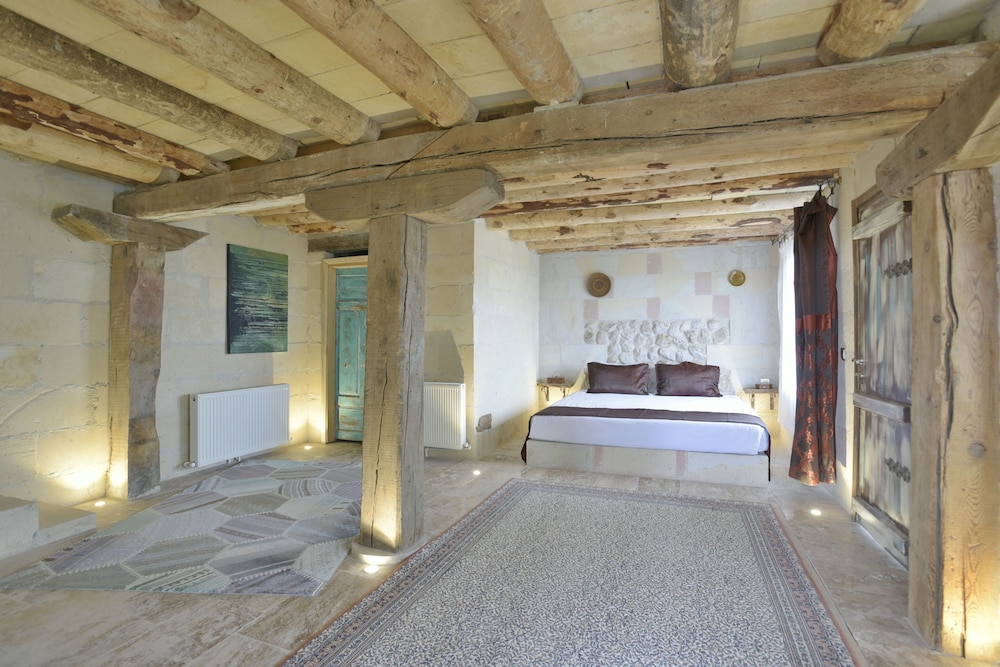 Family Room photo 1