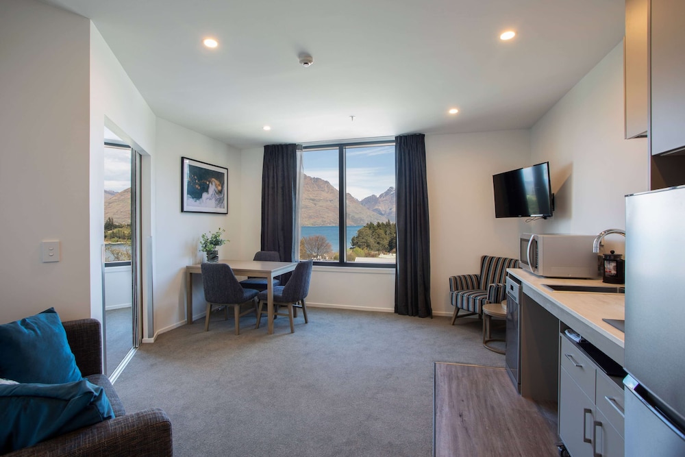 One Bedroom Apartment Lake View - Accessible - Photo 1