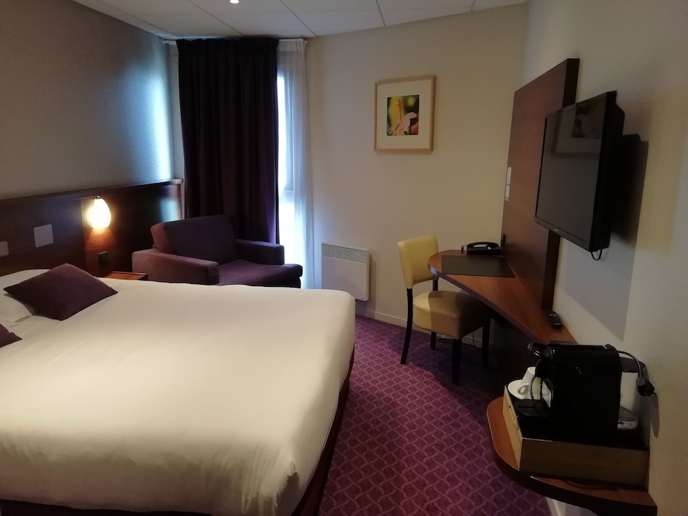 Premium Triple Room