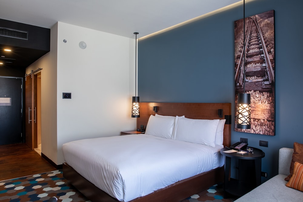 Room, 1 King Bed - Photo 1