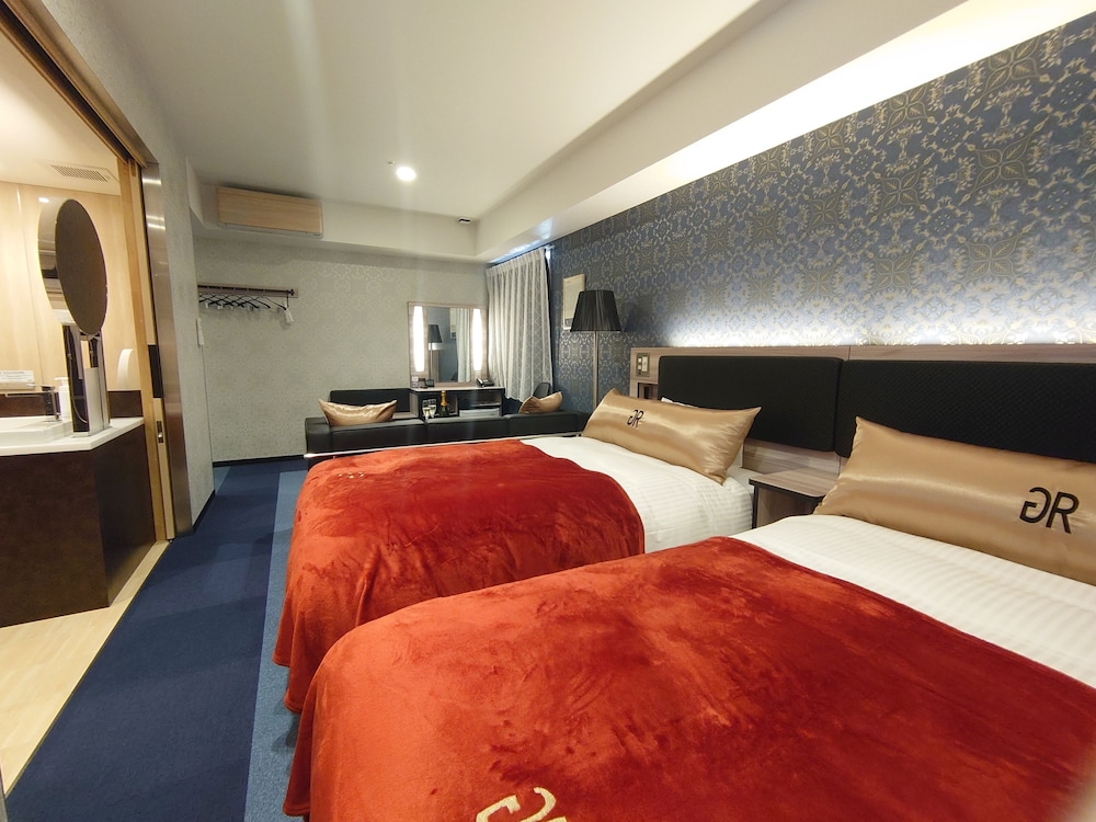 Premium Twin Room, with 2 Semi Double Beds, Non Smoking - Photo 1