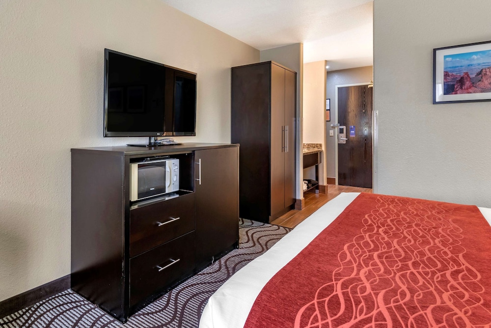 Room, 1 Queen Bed, Accessible, Non Smoking - Photo 2