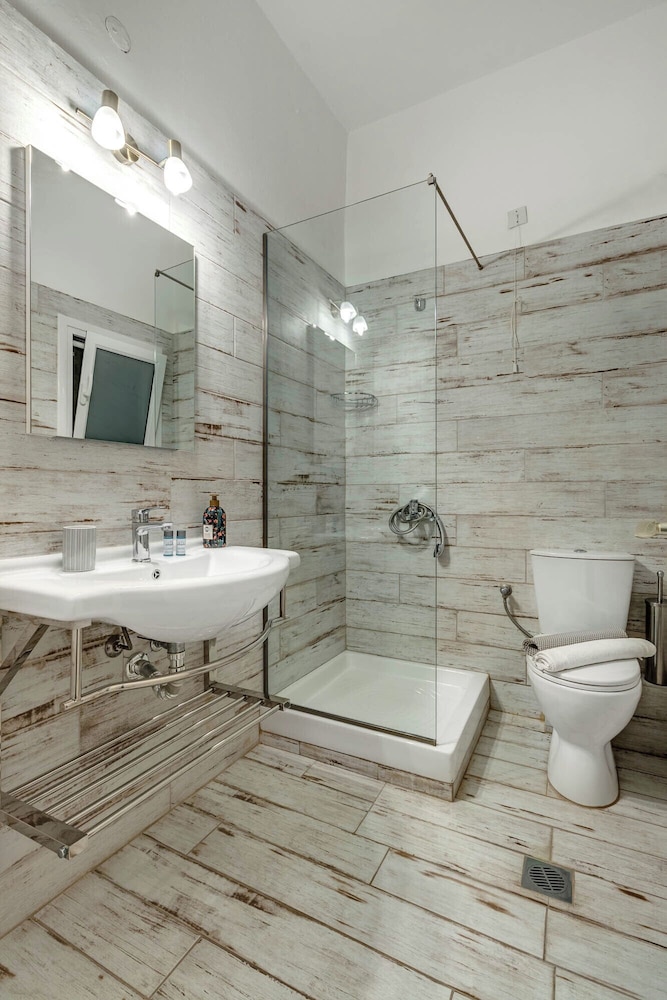Classic Double or Twin Room, Sea View photo 2