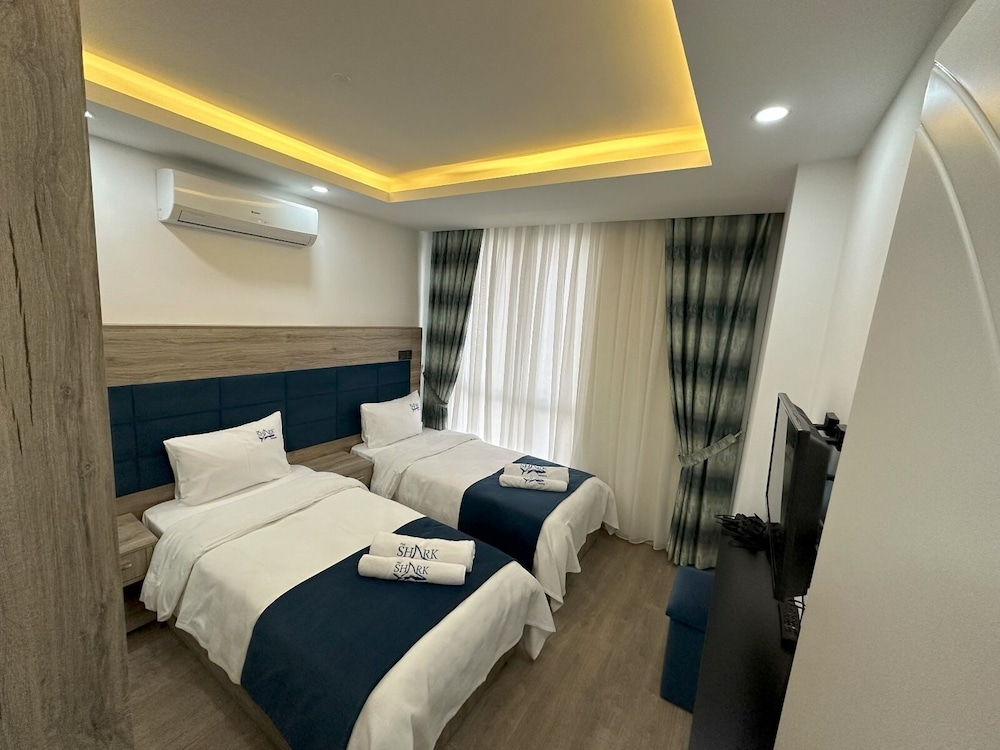 Family Condo, City View