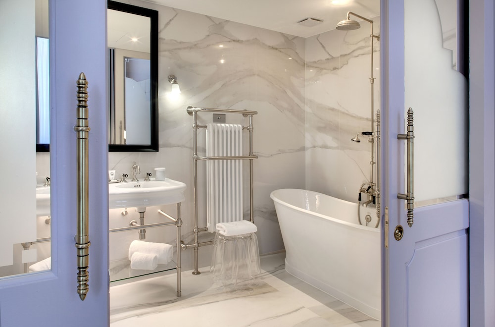 Superior Double Room - Photo 2