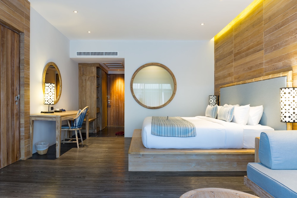 Superior Pool Access Double Room photo 3