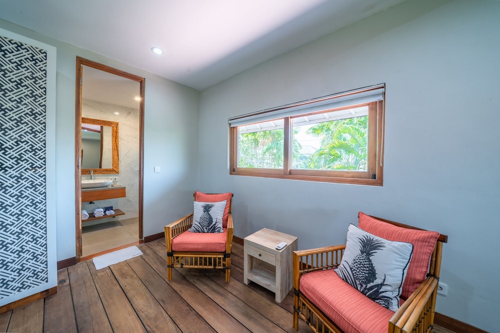 Family Villa, 4 Bedrooms, Pool View - Photo 18