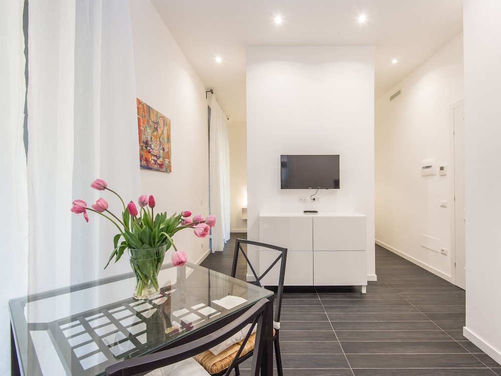 Comfort Room, 1 Bedroom photo 1