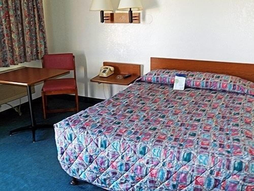 Room, 1 Double Bed, Accessible, Non Smoking photo 1