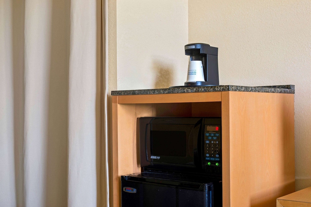 Suite, 1 Bedroom, Non Smoking (2 Full Beds) - Photo 8