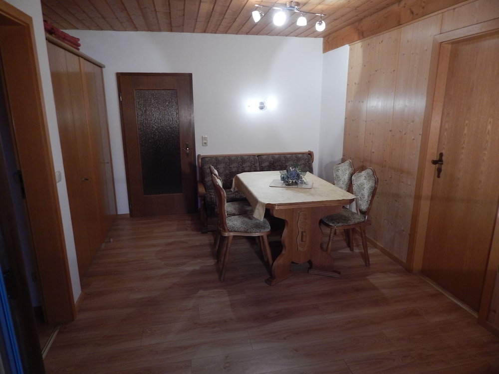 Apartment, 3 Bedrooms, Balcony, Mountain View (FeWo C) photo 3