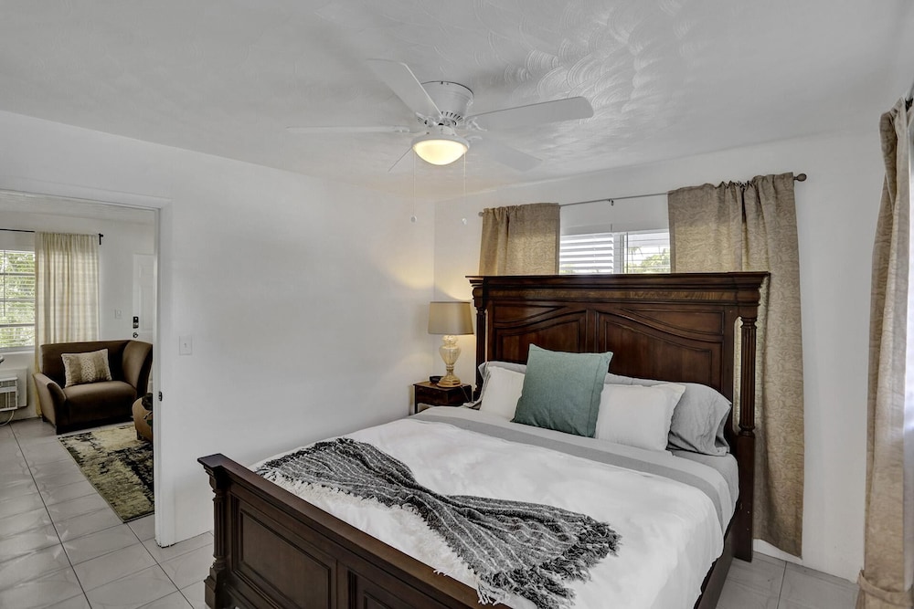 Comfort Apartment, 1 Bedroom, Kitchen, Courtyard View