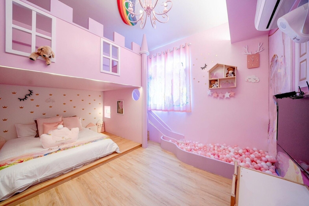 Family Quadruple Room, Non Smoking photo 1