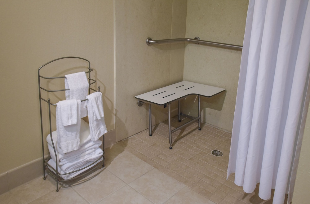 Studio, 2 Queen Beds, Accessible, Non Smoking - Photo 1